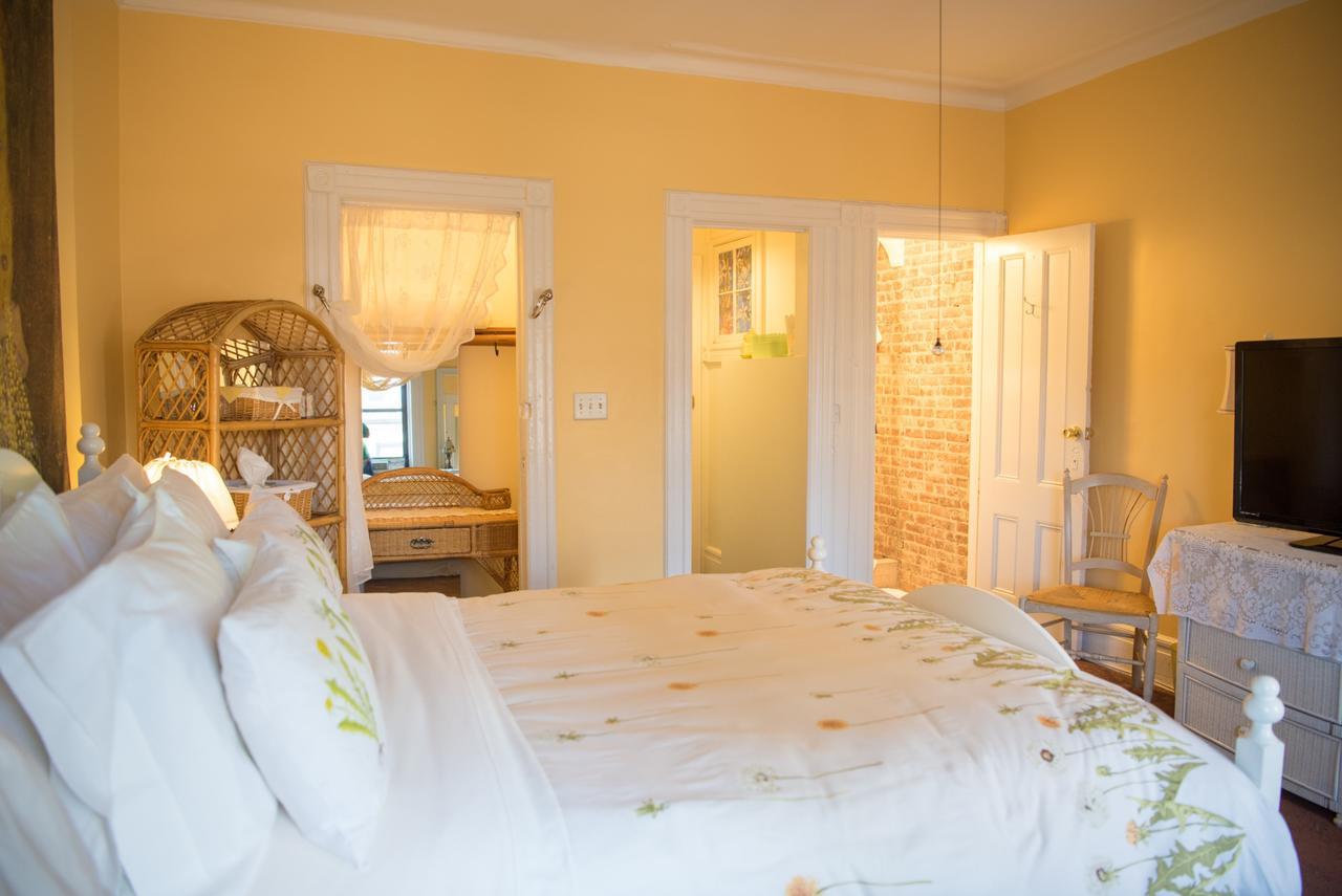 Harlem Grand Bed & Breakfast นิวยอร์ก ภายนอก รูปภาพ
